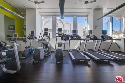 $9,750 | 3111 VĆa Dolce, Unit 301, Marina del Rey, CA 90292