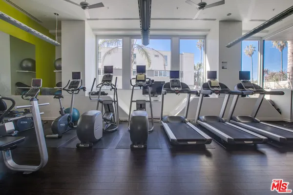 $9,750 | 3111 VÃa Dolce, Unit 301, Marina del Rey, CA 90292