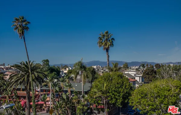 $9,750 | 3111 VÃa Dolce, Unit 301, Marina del Rey, CA 90292