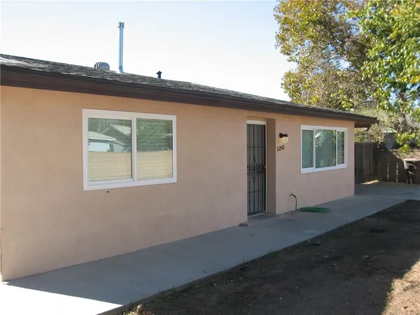 $2,100 | 5250 La Madera Avenue, El Monte, CA 91732