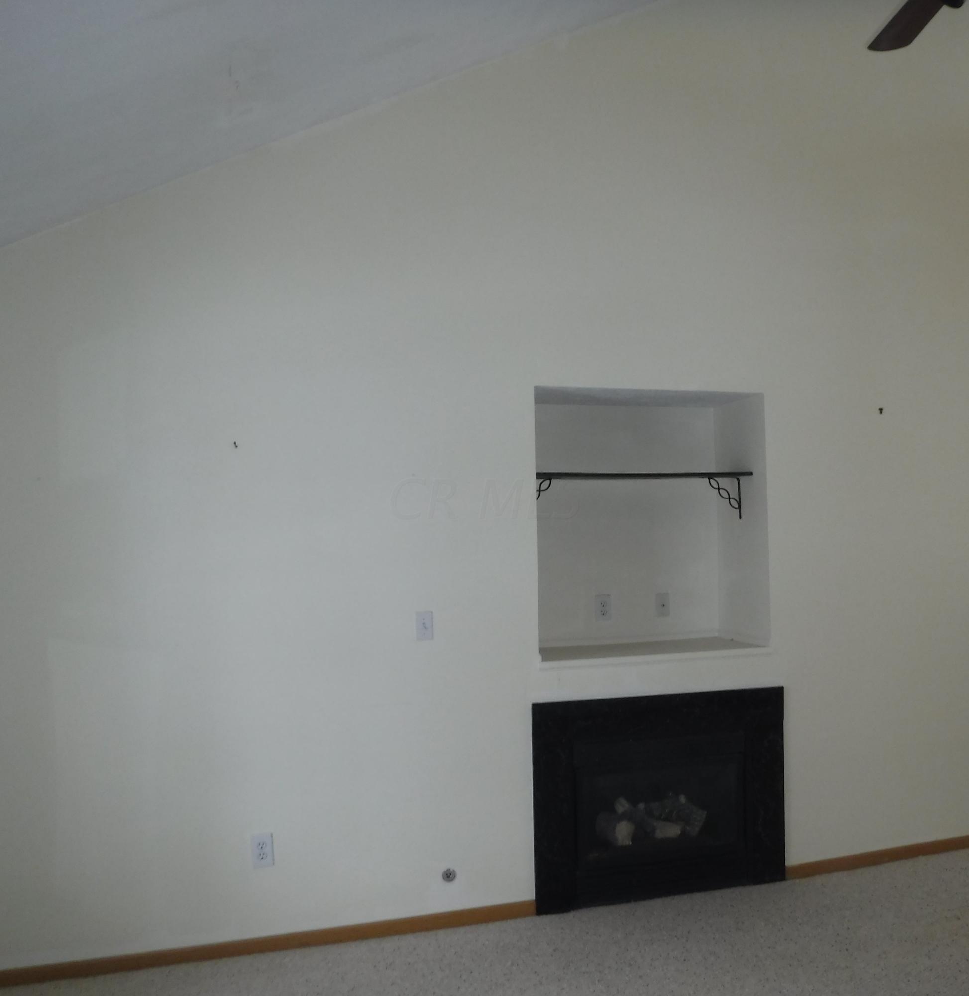 386 Rights Way Galloway, OH 43119 - Photo 2 of 13 Gallery Image 2