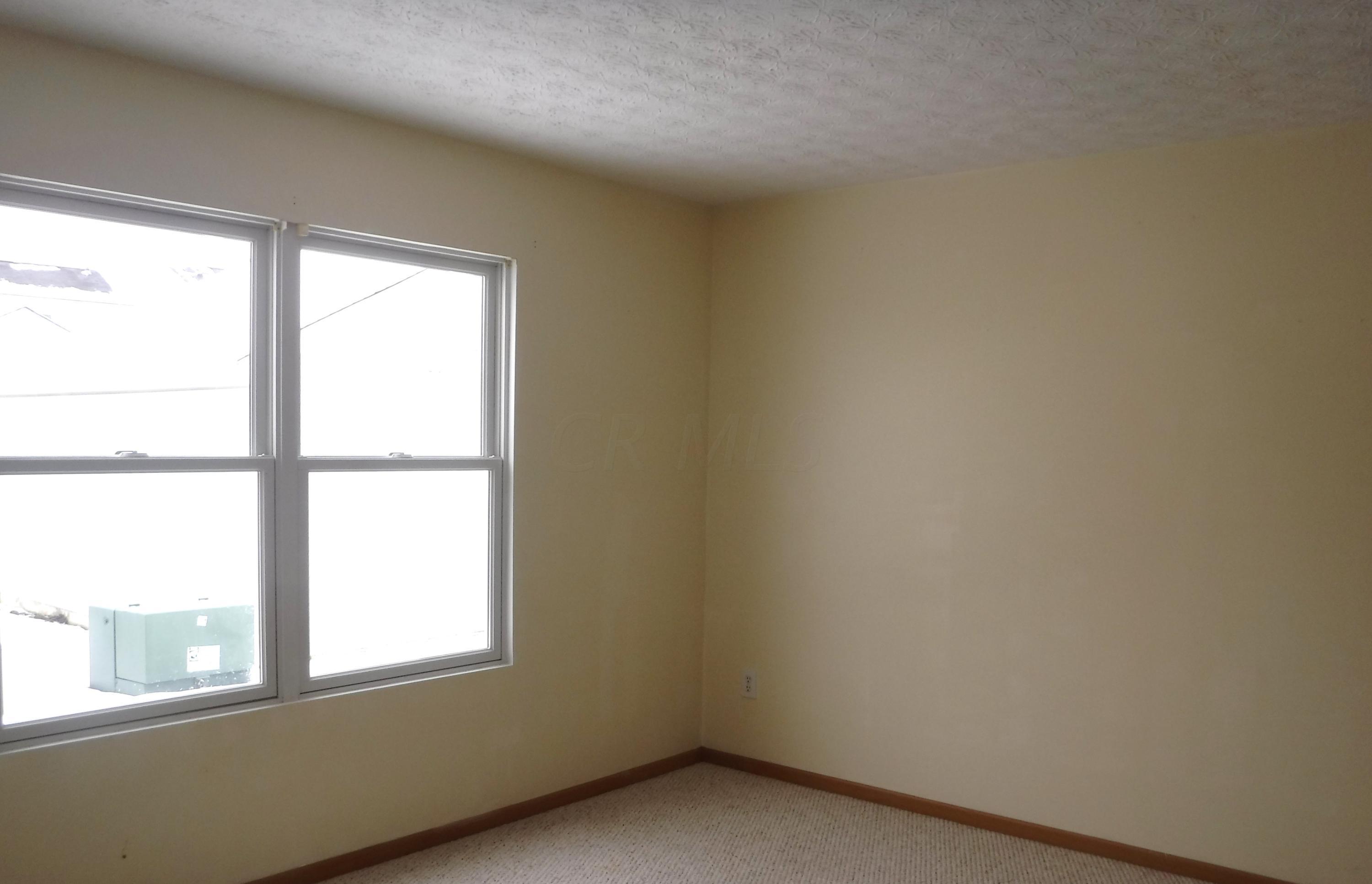 386 Rights Way Galloway, OH 43119 - Photo 7 of 13 Gallery Image 7