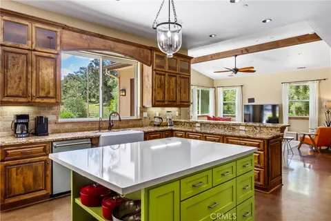 $3,100,000 | 535 Stanton Street, Arroyo Grande, CA 93420
