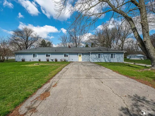 $355,000 | 2525 Reinhardt Road, Monroe, MI 48162