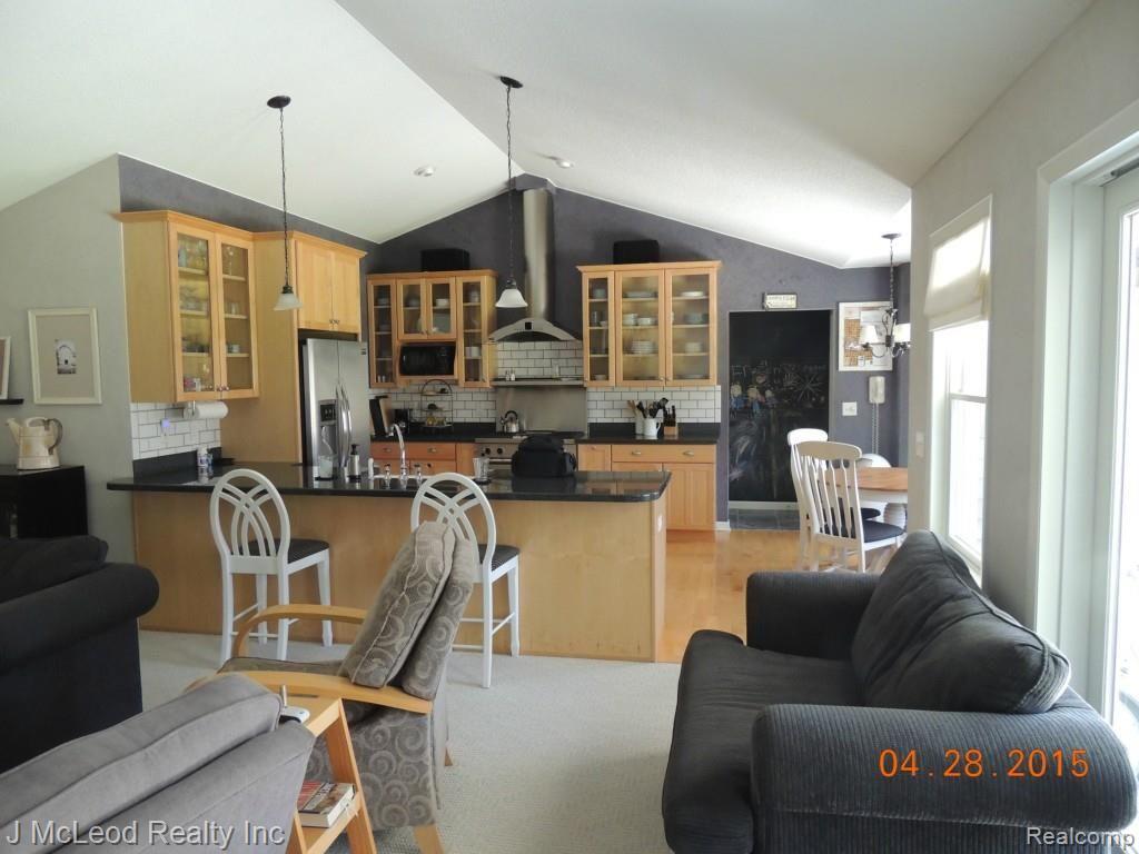 5851 Oak Road Vassar, MI 48768 - Photo 6 of 44 DSCN7648.jpg