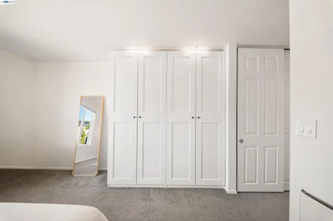 $399,000 | 960 Shorepoint Court, Unit 214, Alameda, CA 94501
