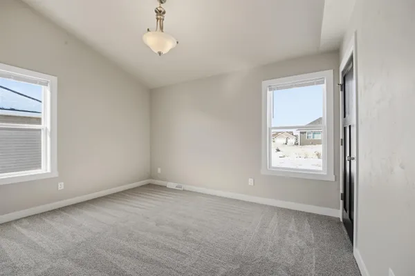 $599,900 | 5701 North Acadia Drive, Appleton, WI 54913
