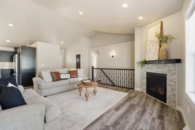 $599,900 | 5701 North Acadia Drive, Appleton, WI 54913