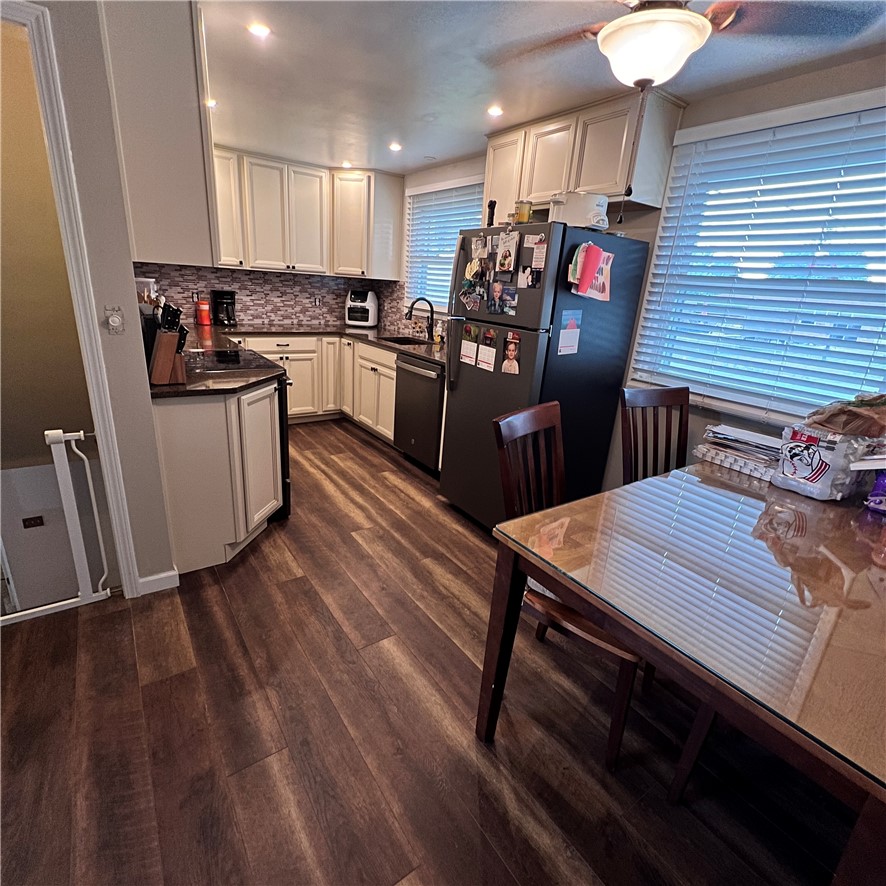 4253 Nevada Road Springfield, OH 45503 - Photo 6 of 28