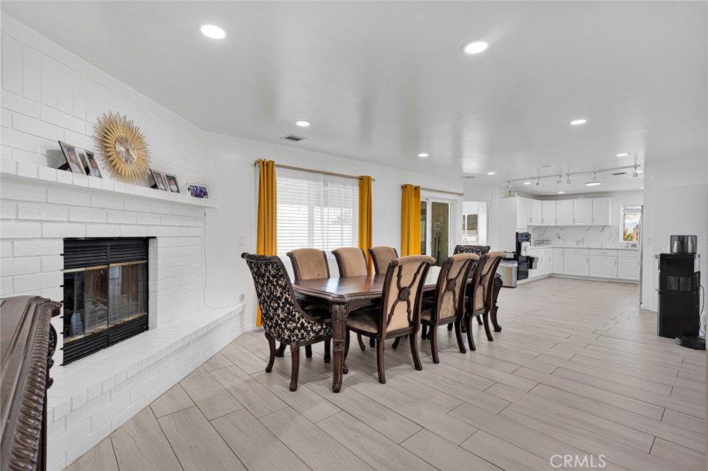 16081 Tude Road Apple Valley, CA 92307 - Photo 12 of 66