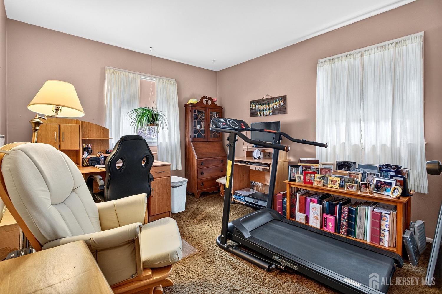 21 Sulliman Road Edison, NJ 08817 - Photo 16 of 26