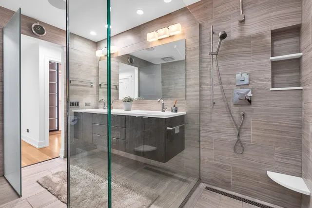 $1,100,000 | 623 Echo Lane, Glenview, IL 60025