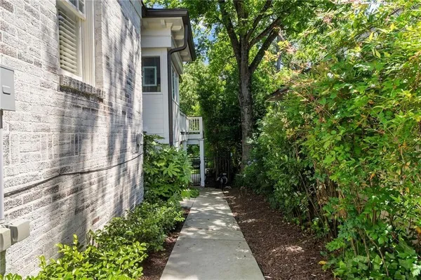 $10,000 | 663 Yorkshire Road Northeast, Atlanta, GA 30306
