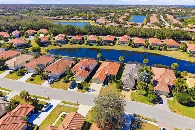 $630,000 | 646 Foggy Morn Lane, Bradenton, FL 34212