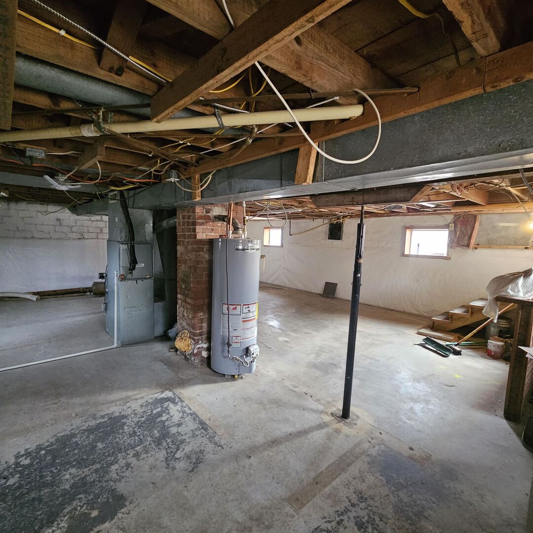 14027 North Link Lane Mount Vernon, IL 62864 - Photo 27 of 28 a view of a room with gym equipment