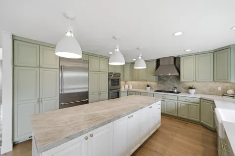 $5,395,000 | 17660 Vista Avenue, Monte Sereno, CA 95030