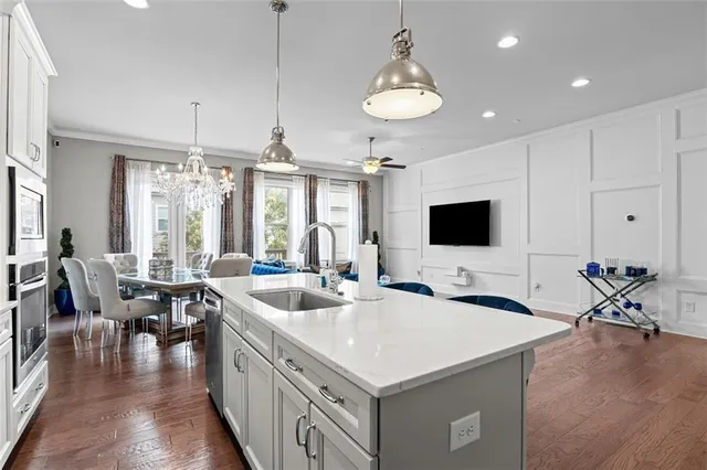 a view of a kitchen and living room