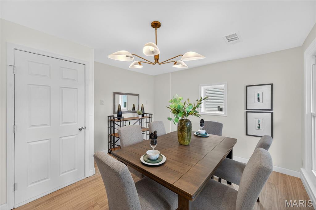 11922 Big Bend Road Kirkwood, MO 63122 - Photo 11 of 38