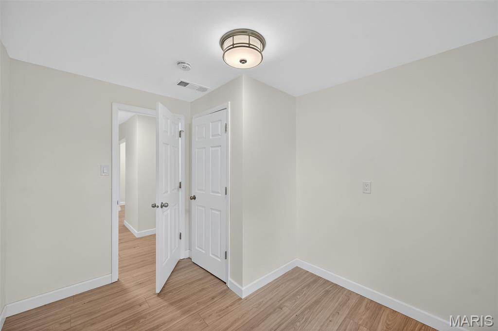 11922 Big Bend Road Kirkwood, MO 63122 - Photo 15 of 38