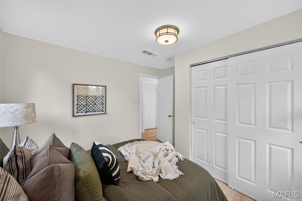 11922 Big Bend Road Kirkwood, MO 63122 - Photo 18 of 38