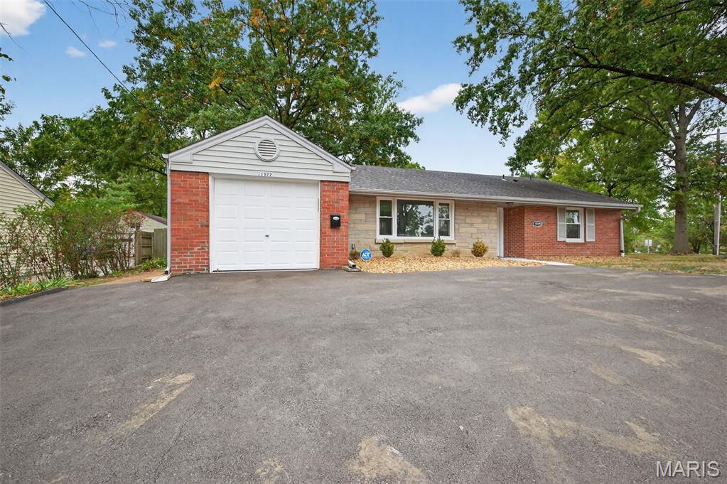 11922 Big Bend Road Kirkwood, MO 63122 - Photo 34 of 38