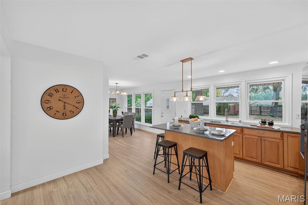 11922 Big Bend Road Kirkwood, MO 63122 - Photo 6 of 38