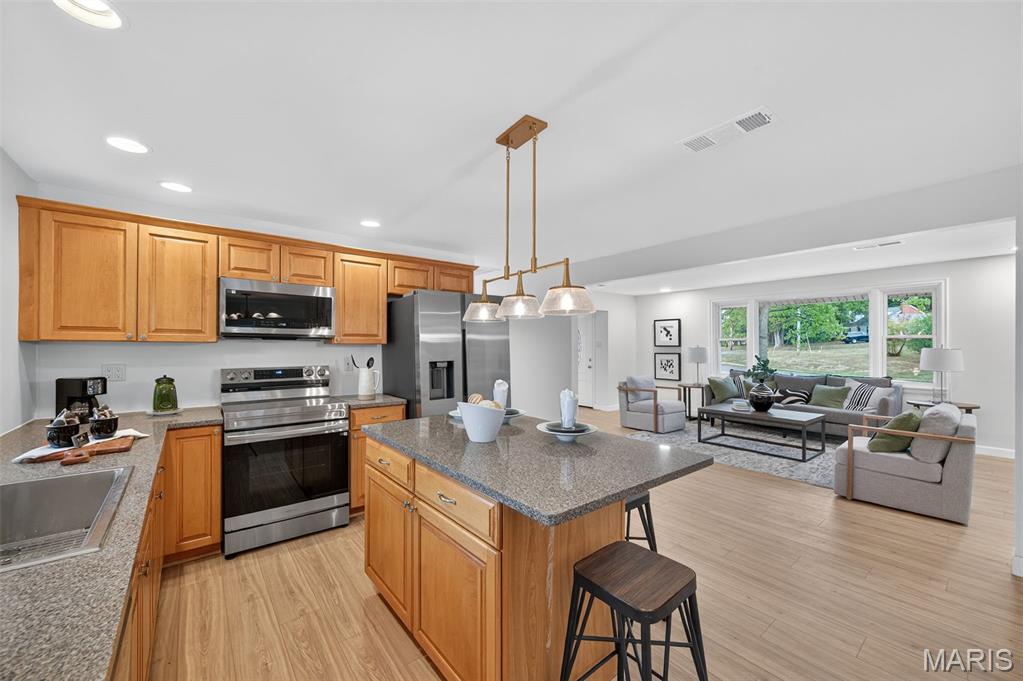 11922 Big Bend Road Kirkwood, MO 63122 - Photo 8 of 38