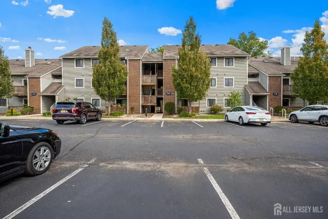 $2,300 | 607 Ravens Crest Drive, Plainsboro, NJ 08536