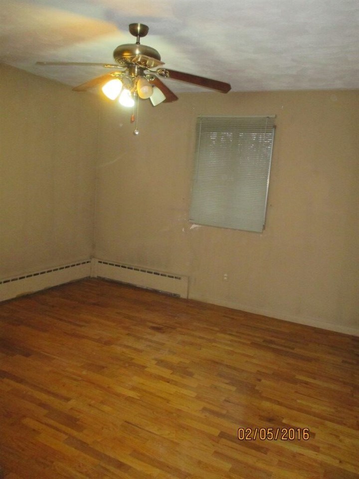 5460 Newberry Road Durand, MI 48429 - Photo 11 of 18 31280284-10.JPG