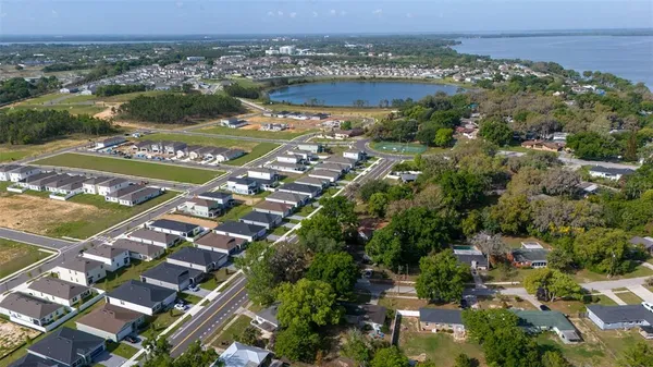 $279,900 | 1047 Clay Boulevard, Eustis, FL 32726