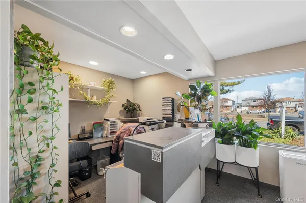 $3,500 | 714 East Park Avenue, Long Beach, NY 11561