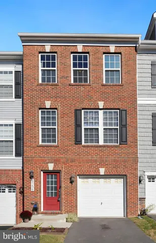 $850 | 8754 Elsing Green Drive, Manassas, VA 20112