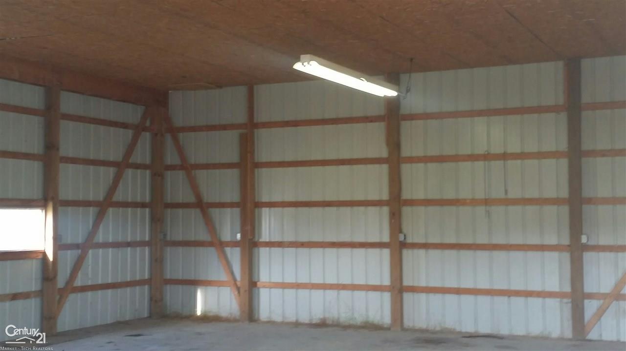 6159 Marsh Road Marine City, MI 48039 - Photo 22 of 22 Cement Floor 220 & Water