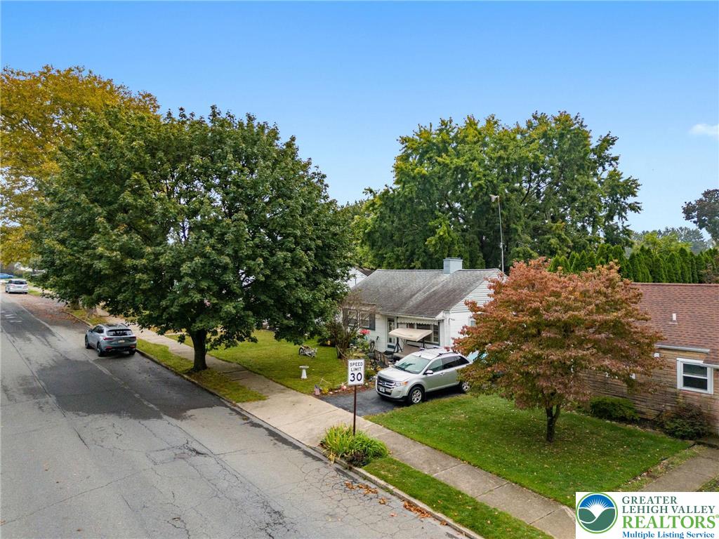 1710 North Boulevard Bethlehem, PA 18017 - Photo 11 of 45