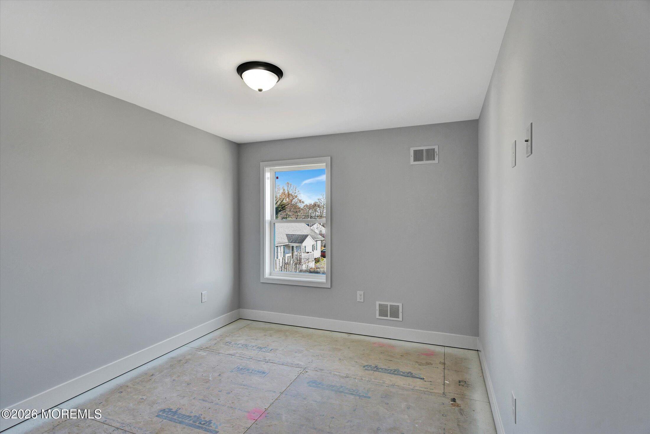 910 Malden Drive Keyport, NJ 07735 - Photo 34 of 38 33-Bedroom