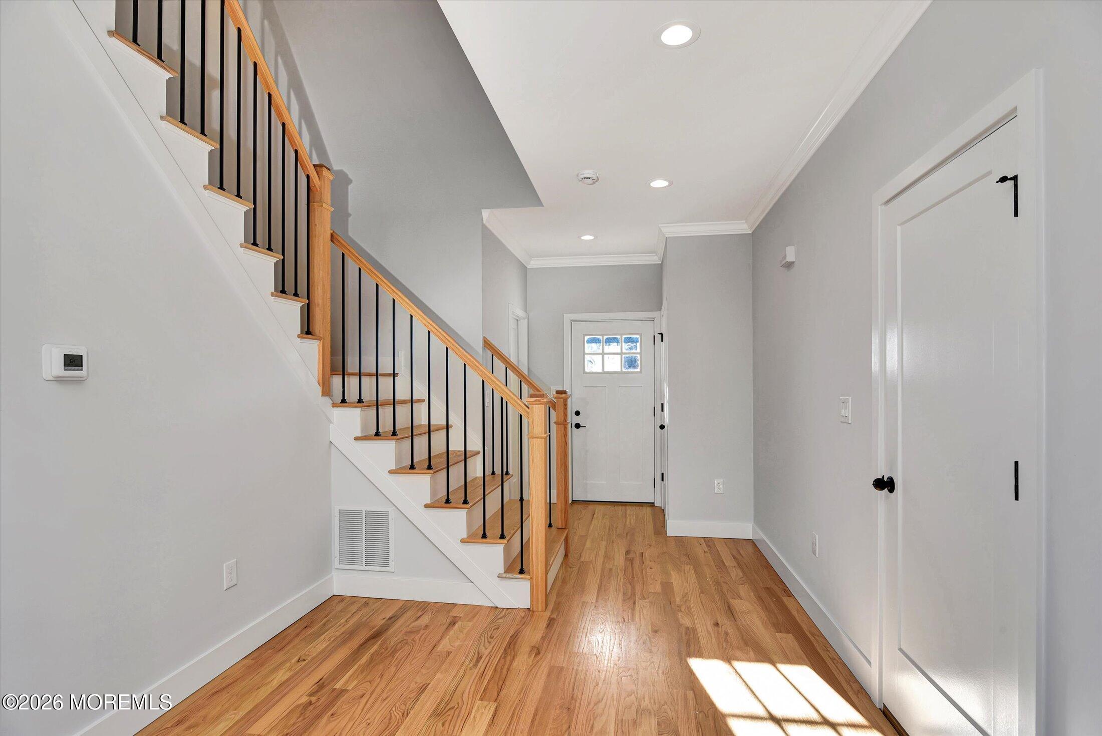 910 Malden Drive Keyport, NJ 07735 - Photo 8 of 38 05-Foyer