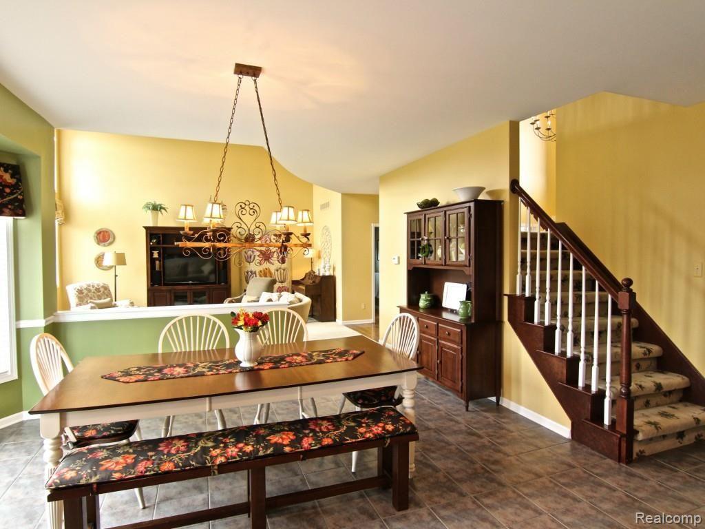 430 Wedington Court Rochester, MI 48307 - Photo 20 of 76 IMG_1119.jpg