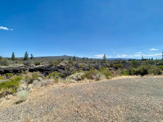 $342,000 | 40443 Volcano Lane, Hat Creek, CA 96040