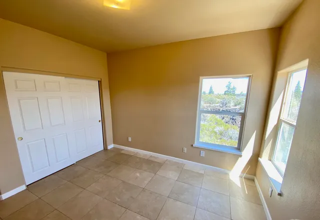 $342,000 | 40443 Volcano Lane, Hat Creek, CA 96040