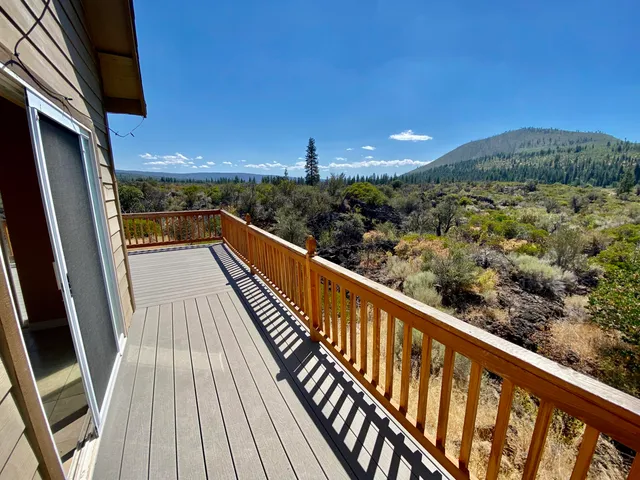 $342,000 | 40443 Volcano Lane, Hat Creek, CA 96040