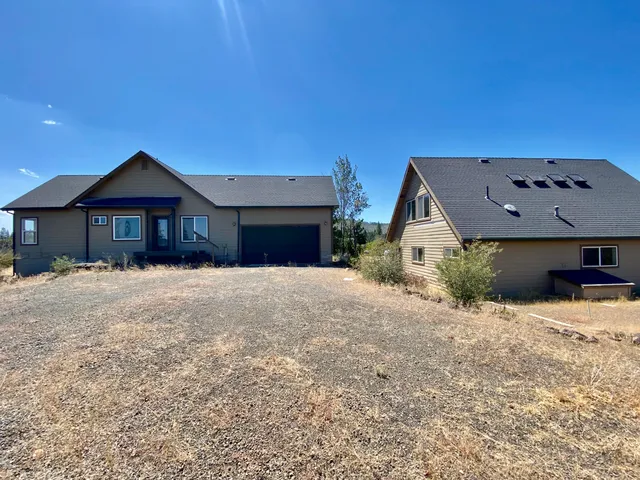$342,000 | 40443 Volcano Lane, Hat Creek, CA 96040