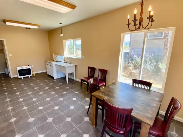 $342,000 | 40443 Volcano Lane, Hat Creek, CA 96040