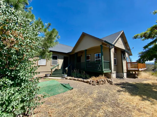 $342,000 | 40443 Volcano Lane, Hat Creek, CA 96040