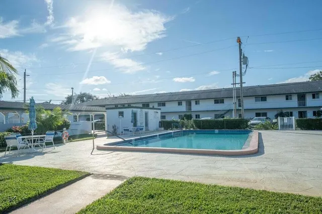 a view of a house with outdoor space