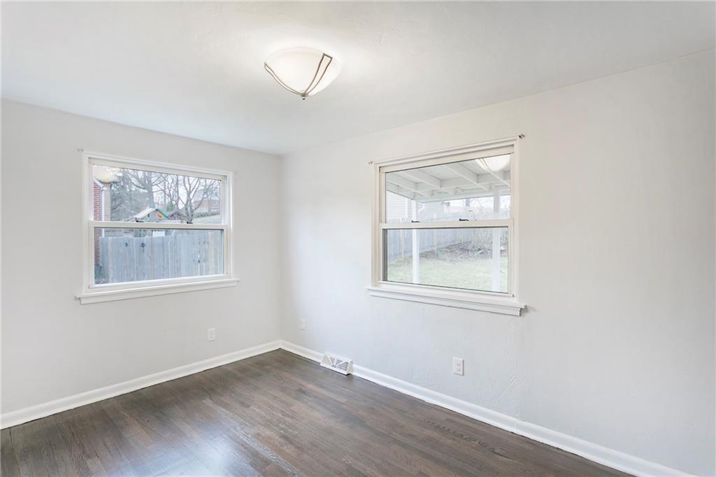 5374 Library Road Bethel Park, PA 15102 - Photo 11 of 24 Gallery Image 11