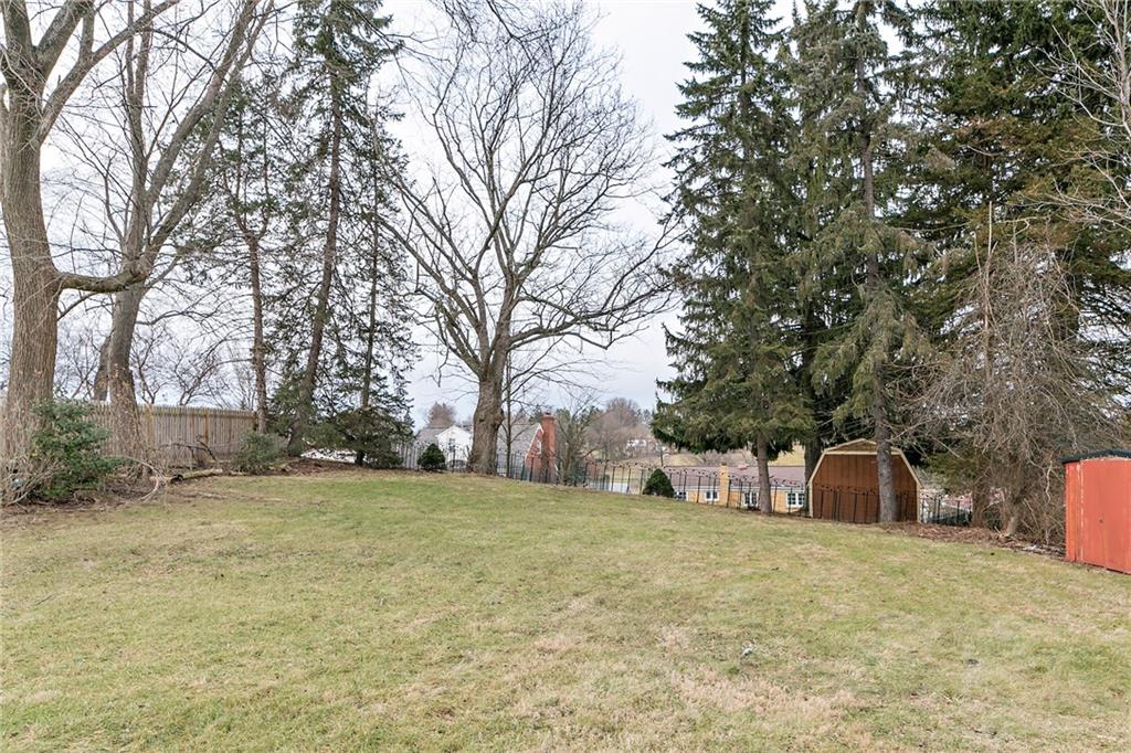 5374 Library Road Bethel Park, PA 15102 - Photo 19 of 24 Gallery Image 19