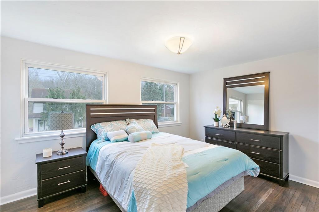 5374 Library Road Bethel Park, PA 15102 - Photo 10 of 24 Gallery Image 10