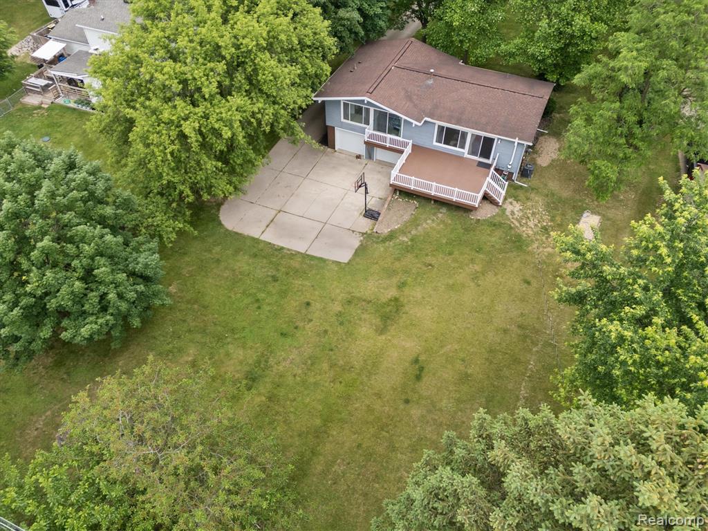 2844 East Rose Center Road Highland, MI 48356 - Photo 38 of 46 Gallery Image 38