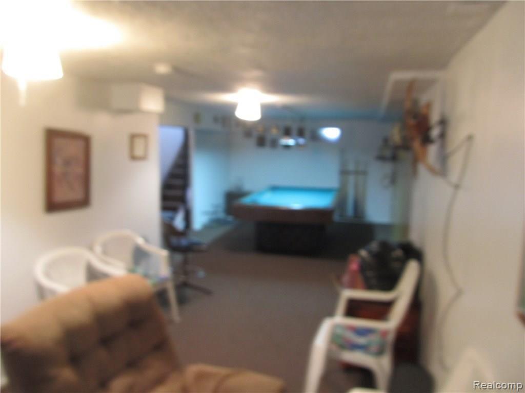 1373 Holmes Road Ypsilanti, MI 48198 - Photo 6 of 25 IMG_9229.JPG
