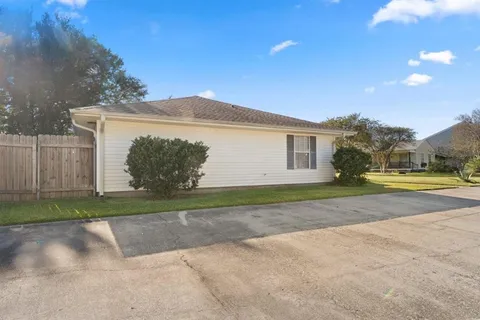 $285,000 | 80 Dogwood Lane, Sulphur, LA 70663